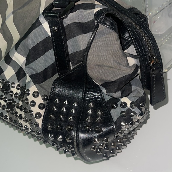 Authentic Burberry Satchel with Spikes - Picture 5 of 11